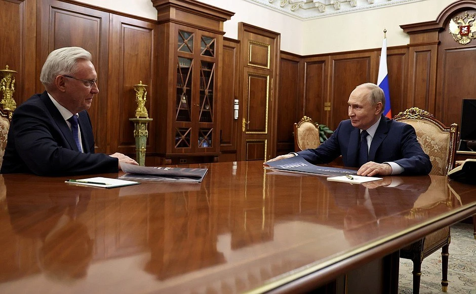 🚚  КАМАЗ намерен выпустить свой бронетранспортер уже в 2027 году.   Гендиректор нашего челнинского а
