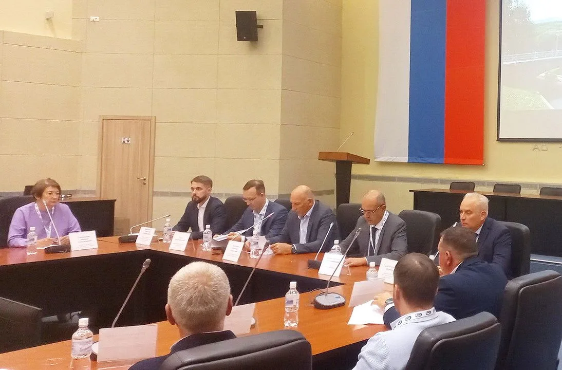 ИНВЕСТОРЫ ПОМОГАЮТ СОЗДАВАТЬ НОВЫЕ ИНЖЕНЕРНЫЕ СЕТИ В БЕЛОКУРИХЕ