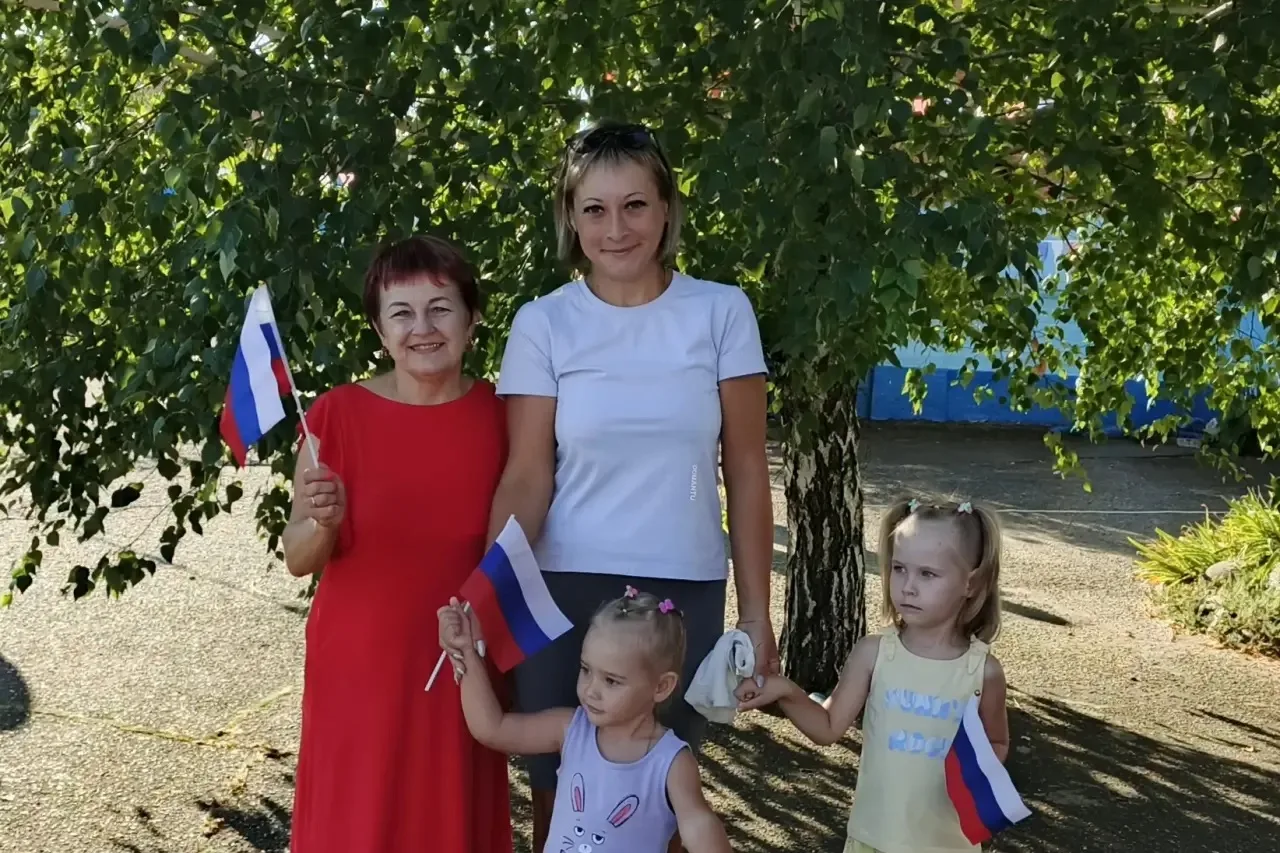 📣Сегодня в нашем детском саду №26 прошла акция, посвящённая Дню флага!📣