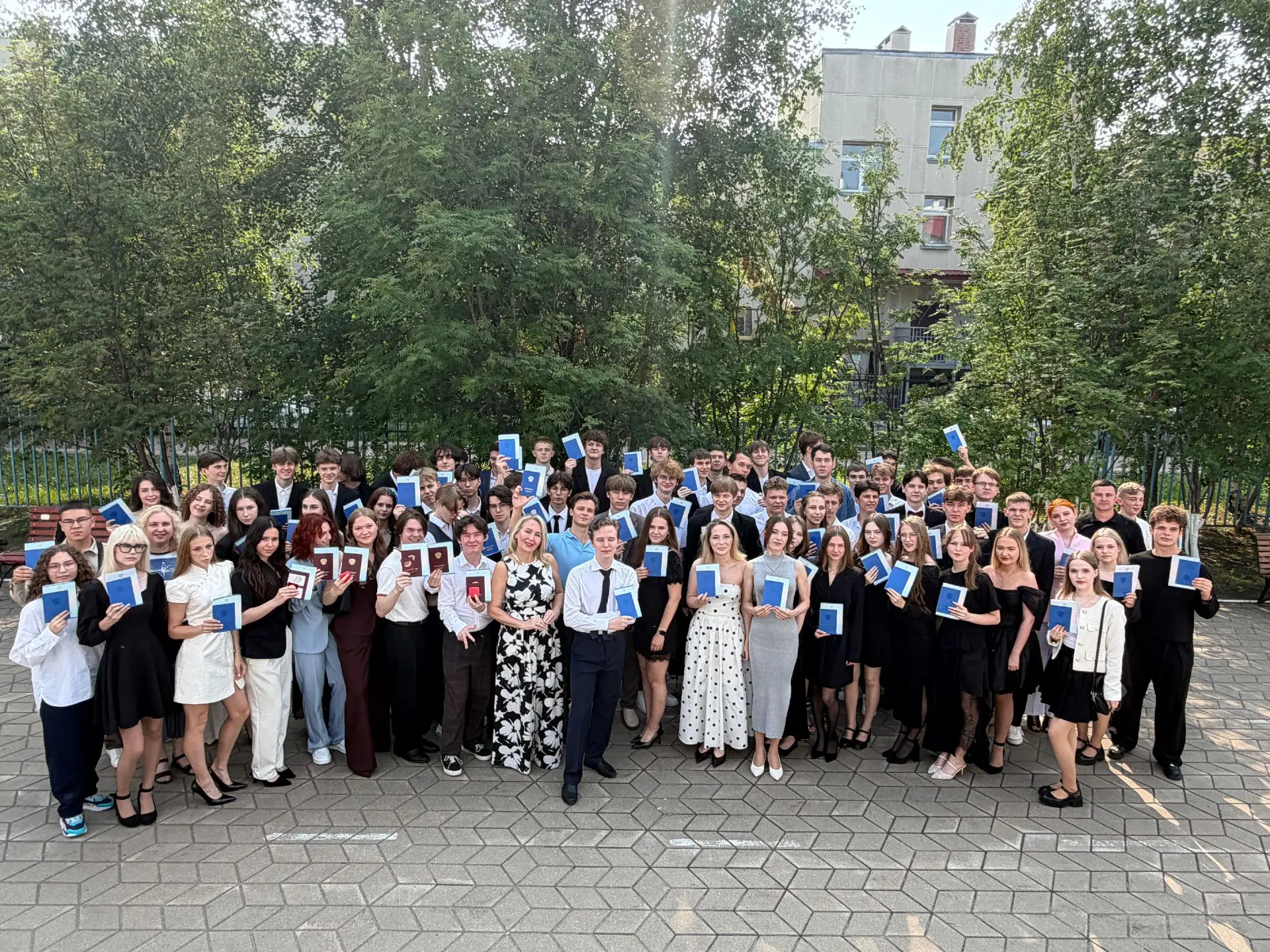 🎓 27 июня — день, который наши выпускники запомнят навсегда!
В этот день в нашей школе состоялась т