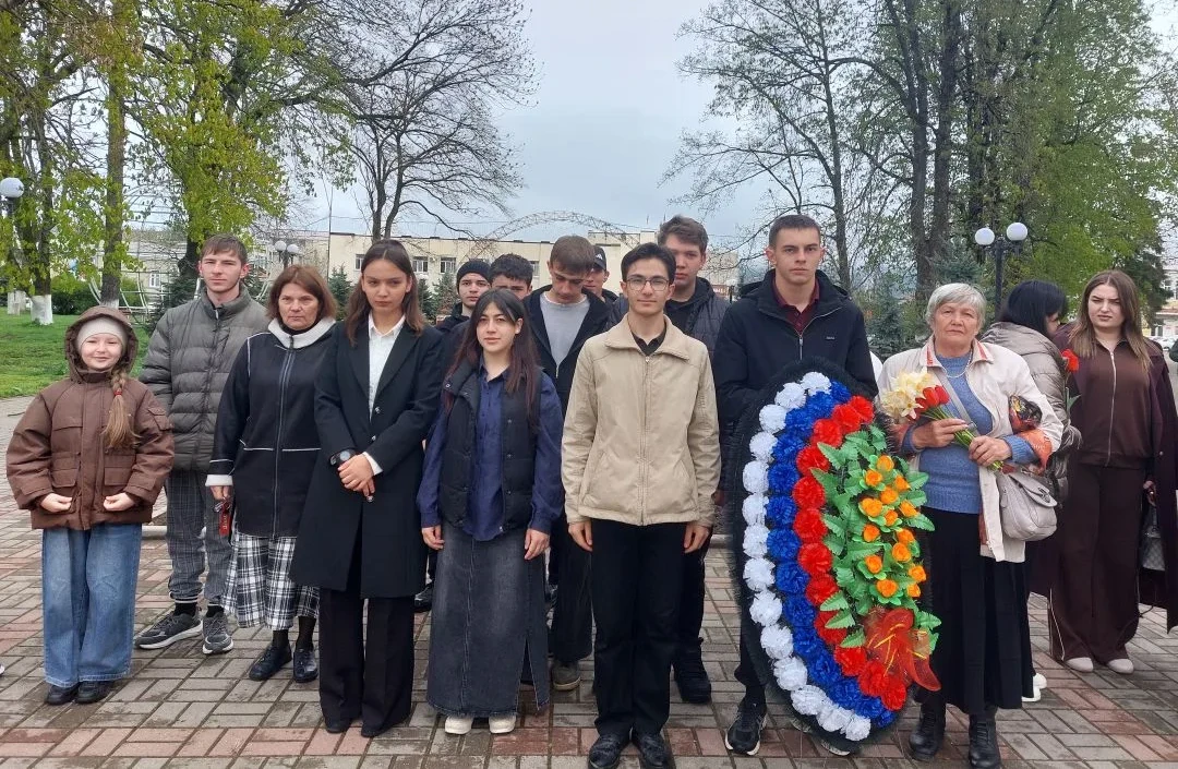 3 мая 2026 г. студенты и преподаватели КЧР ГБПОО МПК «Профессионал» приняли участие в торжественном 