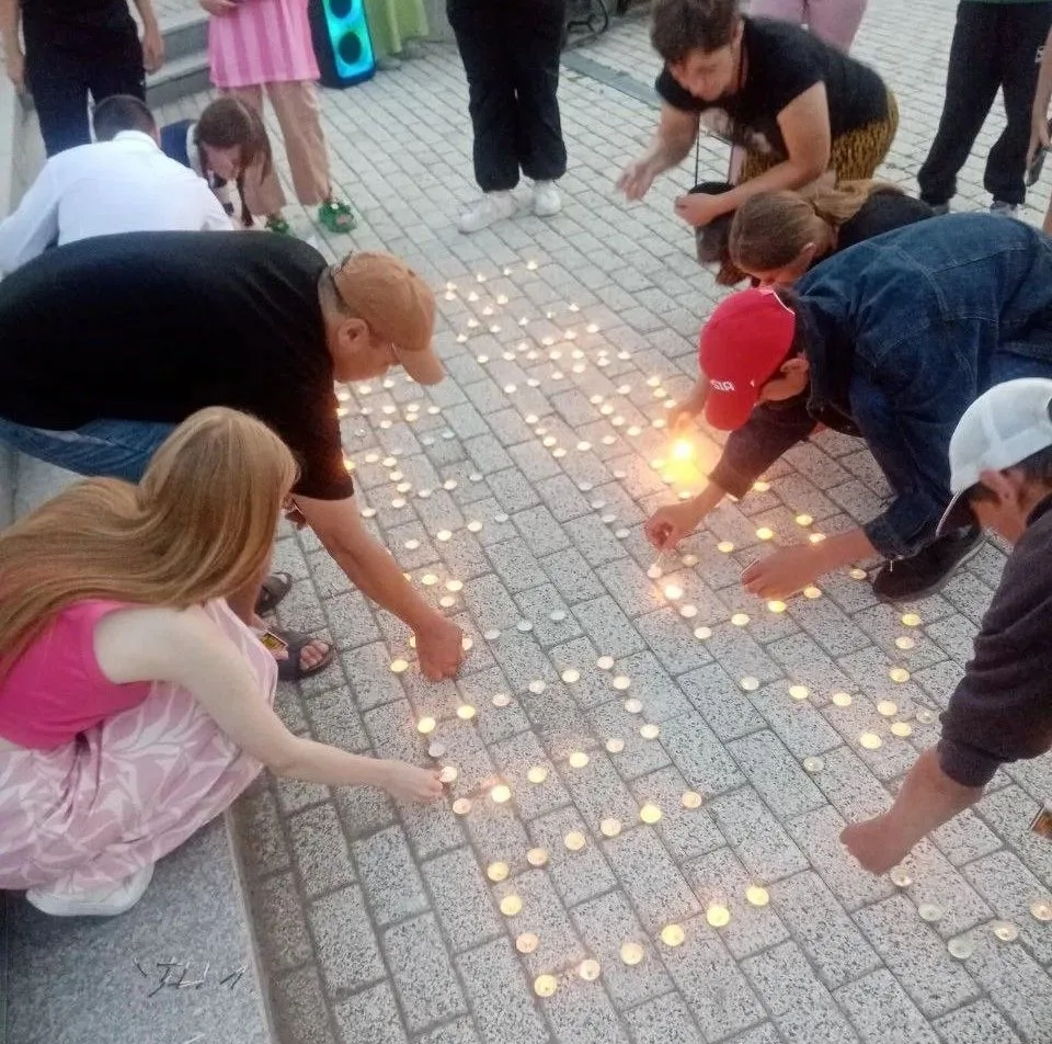 🙏«Урик помнит» – такая надпись из свечей появится 21 июня возле мемориала «Аллея Побед...