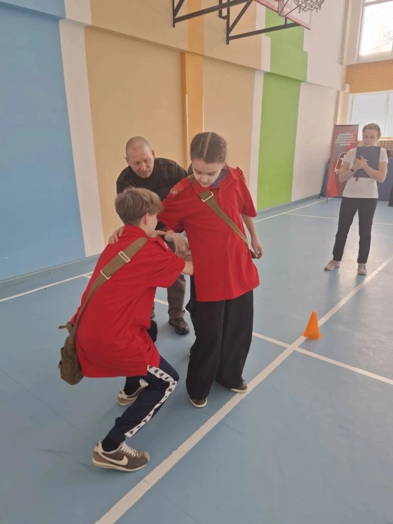 🤾‍♂️🇷🇺🏆 "ВыZов" - это по нашему!  За окном мороз, только нашим юным героям Юнармейцам он не страшен!