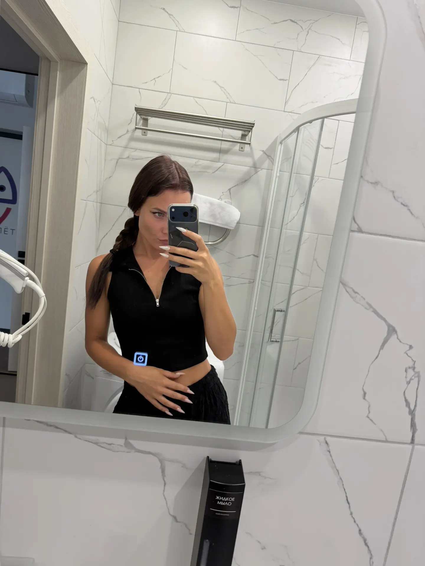 Для одного дела, сделала такой цвет волос 🤪 это временно 🙃 как вам ?😄
