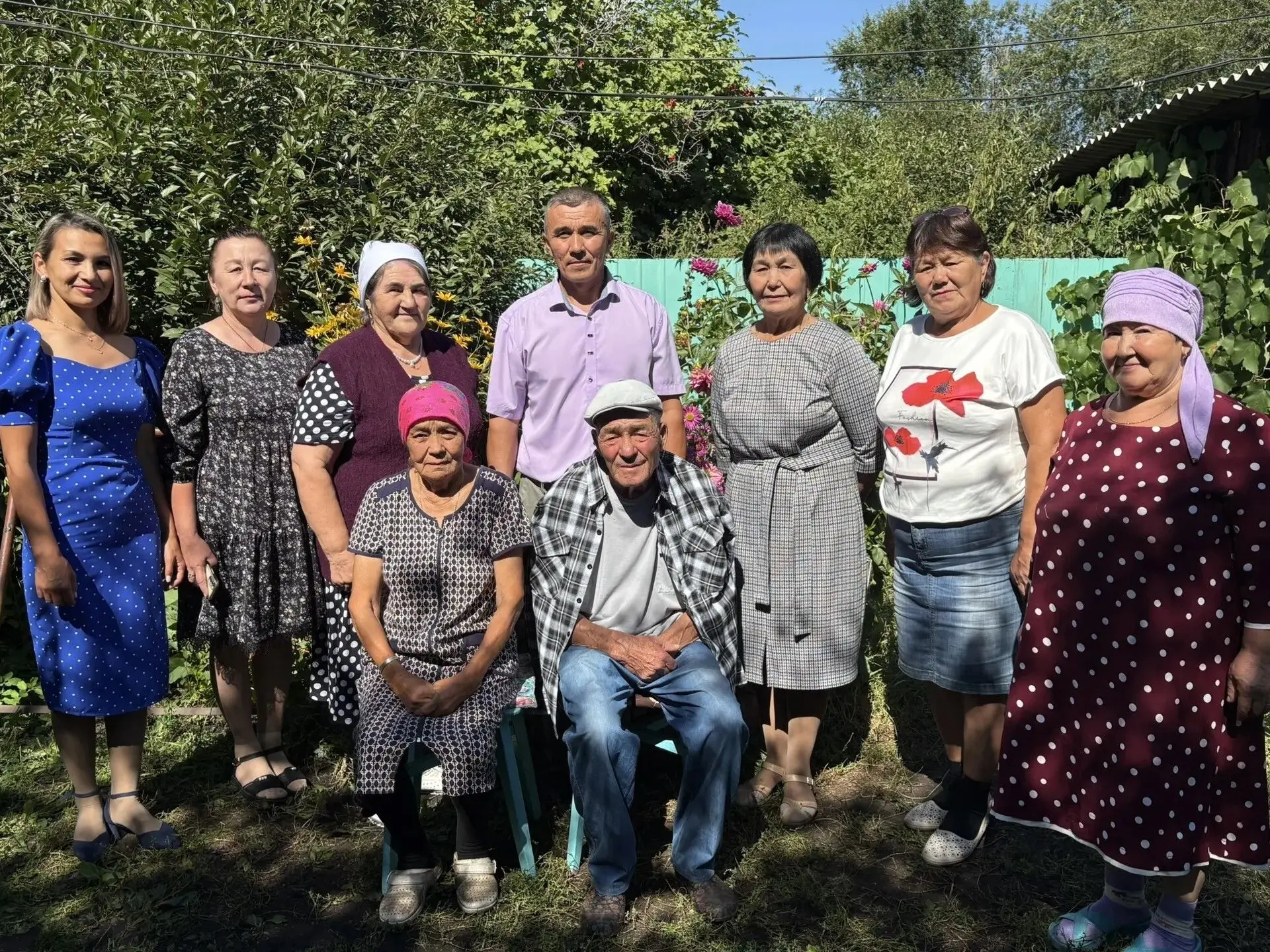 В деревне Баишево торжественно отметили юбилеи сразу трёх долгожителей. Фатхия Каримова...