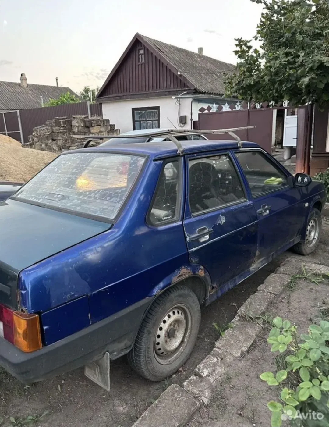 Продам машину 21099, 2003 г. Все вопросы по телефону 89887489656, 150тыс,возможно торг