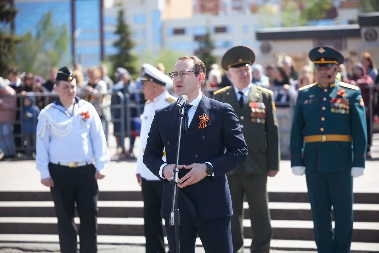 В Парке Победы состоялся парад старшеклассников ⭐️