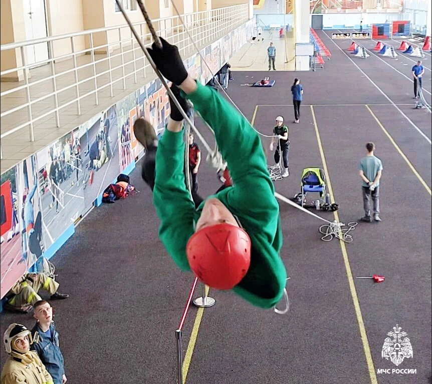 🧗26 этапов, одна цель — быть готовыми спасать  Во Владивостоке прошли 19-е соревнования по городском