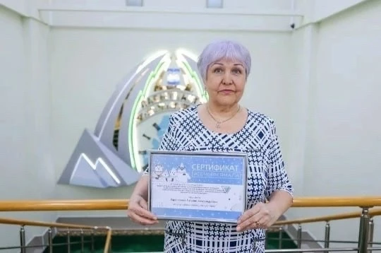 Жилищные сертификаты вручили ямальским ветеранам-северянам  Первыми федеральную выплату получили пят