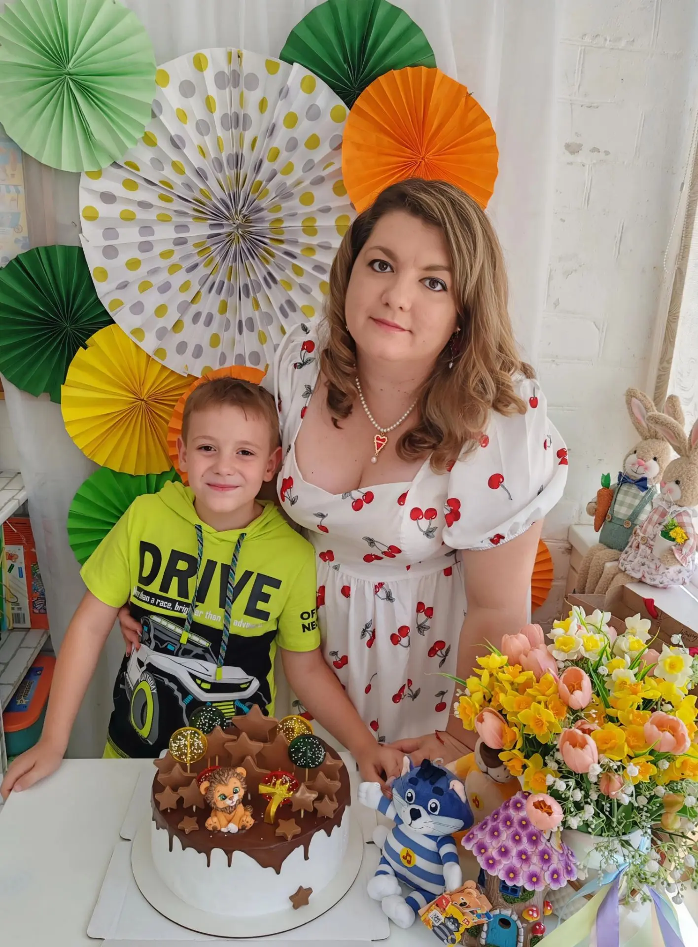 Доброго времени суток всем 👋 
Я тут немного пропала, а всё потому, что: 
🎂 2 августа Жене исполнил