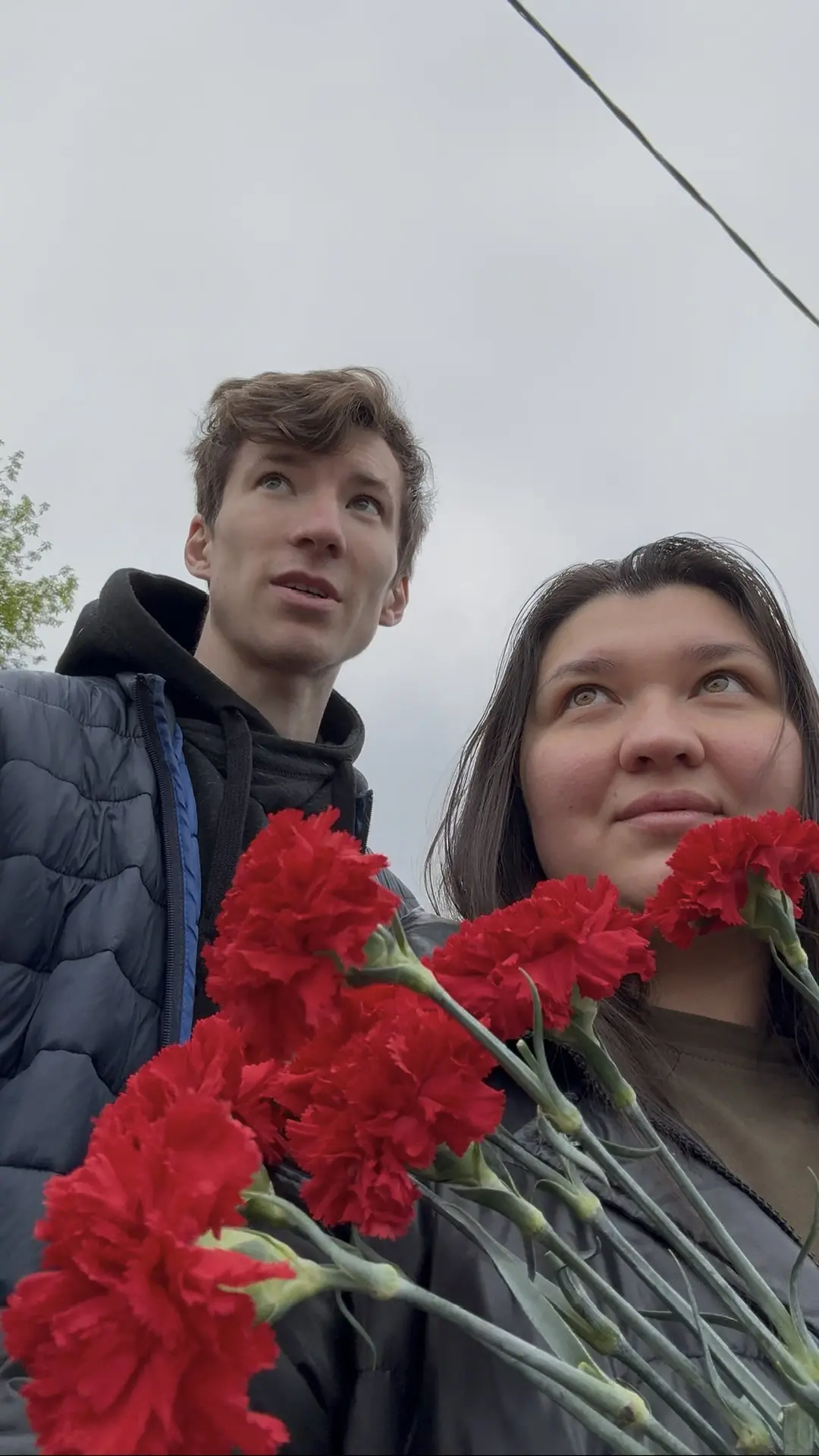 9 Мая — великий праздник, который мы чтим и вспоминаем с благодарностью.

Этот день навсегда останет