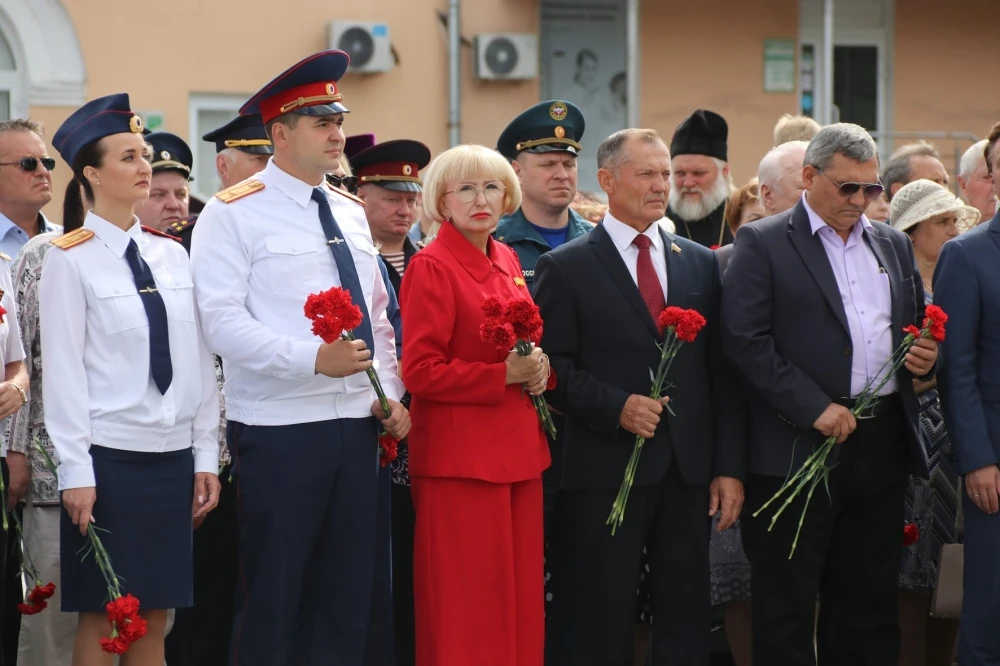 Сотрудники регионального СК России приняли участие в торжественном мероприятии, приуроч...
