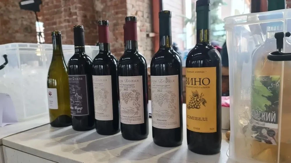 **🍷 6 июня в Шато «Красный кот» — творческий ужин с командой лаборатории «Сады Бохая»**