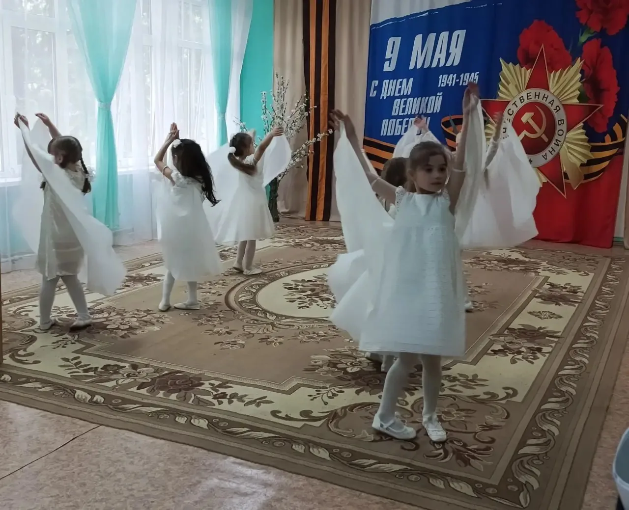 Дошкольное отделение «Зёрнышко»: в рамках реализации проекта "Предшкола: стандарт детского сада" на 