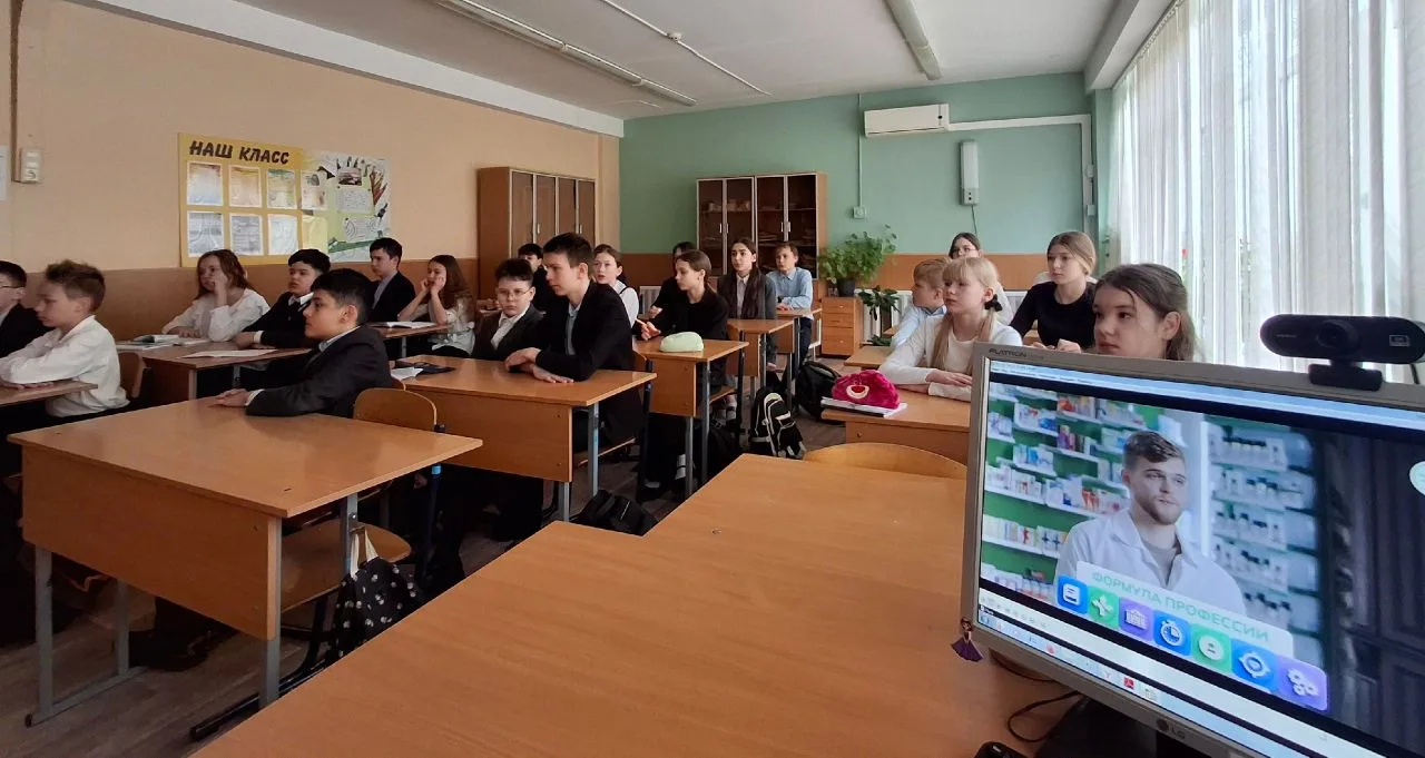 «Билет в будущее»: профессии, которые заботятся о здоровье   В рамках проекта «Билет в будущее» и те