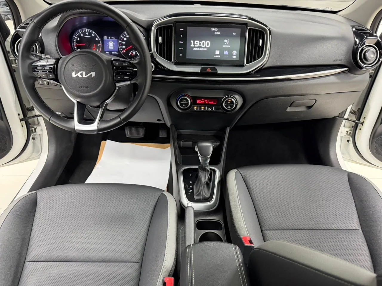 🚗 KIA Sonet 1.4L CVT Fun Sunroof Edition (2021)  В наличии в Китае 🇨🇳 📍 Стоимость под ключ до Владив