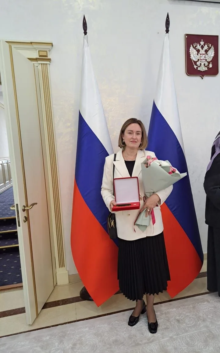 12 июня, в День России, врио главы Дагестана Фёдор Щукин провел торжественную церемонию вручения гос