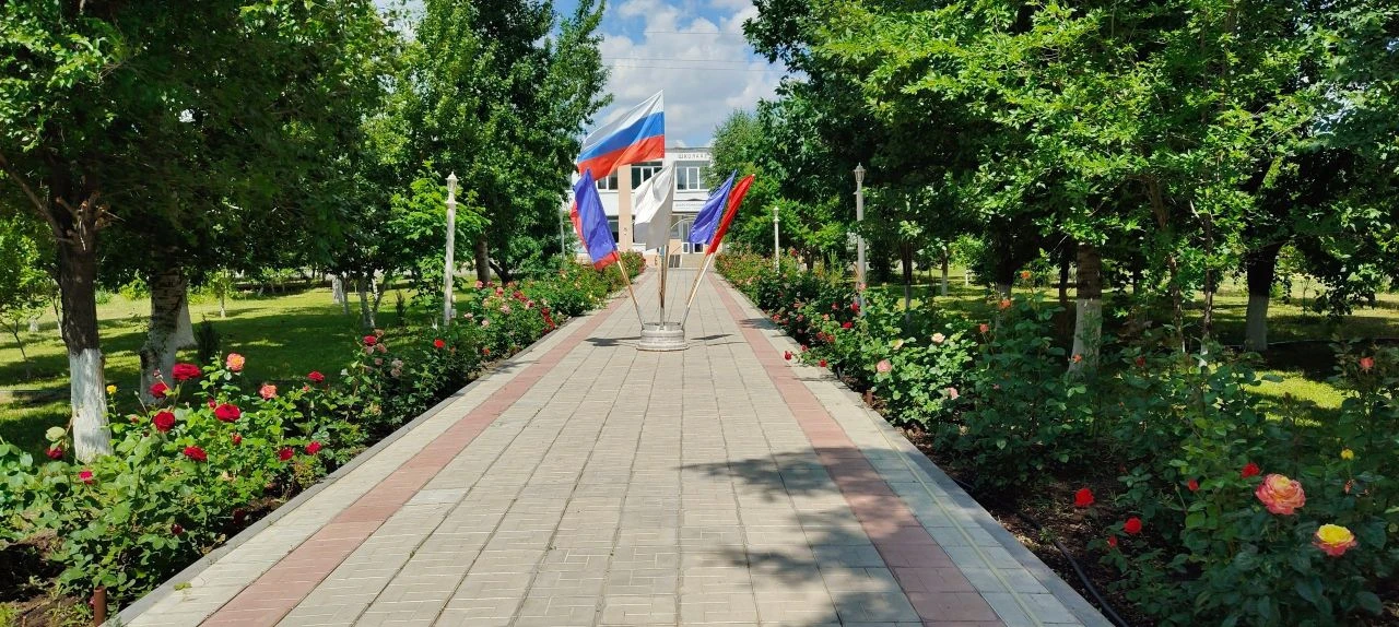 Сегодня, 12 июня страна отмечает День России. Это главный государственный праздник

🟠Дорогие соотеч