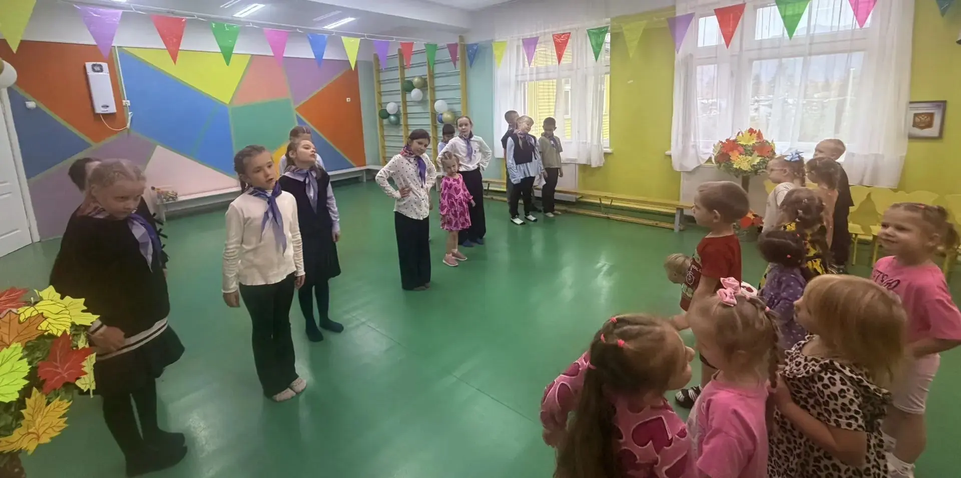 «Маленькие учителя с большим сердцем: как 3 «Б» поздравил своего воспитателя»