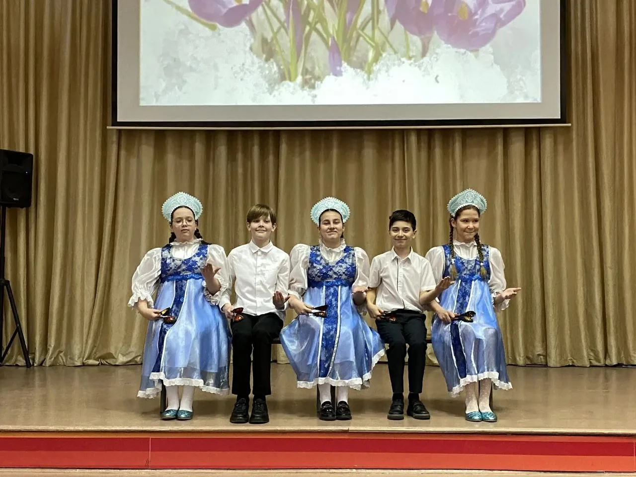ОТКРЫТИЕ ГОДА ЕДИНСТВА НАРОДОВ РОССИИ   🎶💃 Дорогие друзья, вчера наша школа вновь наполнилась звукам