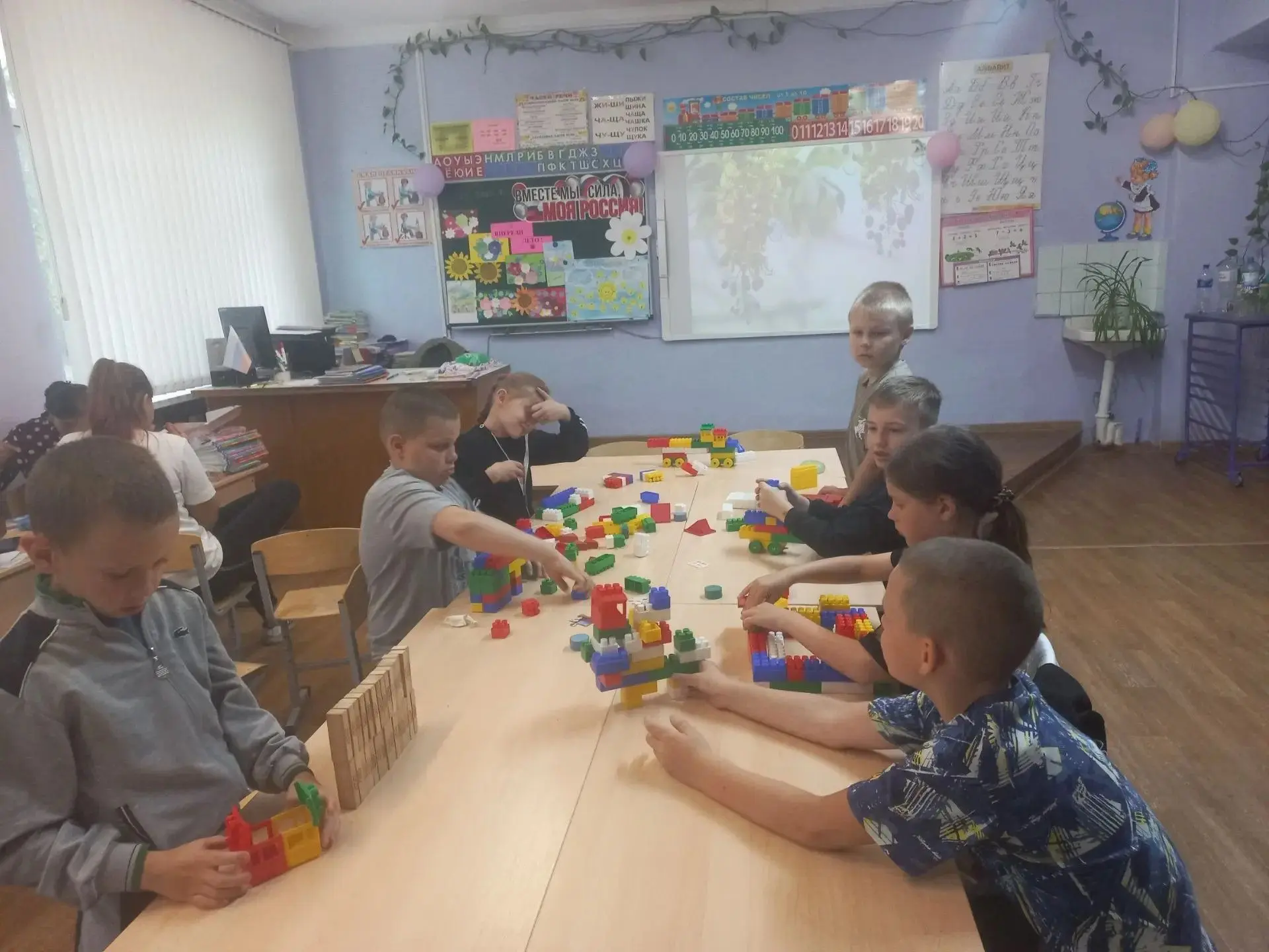 15 июня в пришкольном оздоровительном лагере «Романтик» МКОУ «Половневская СОШ» прошло интересно и с