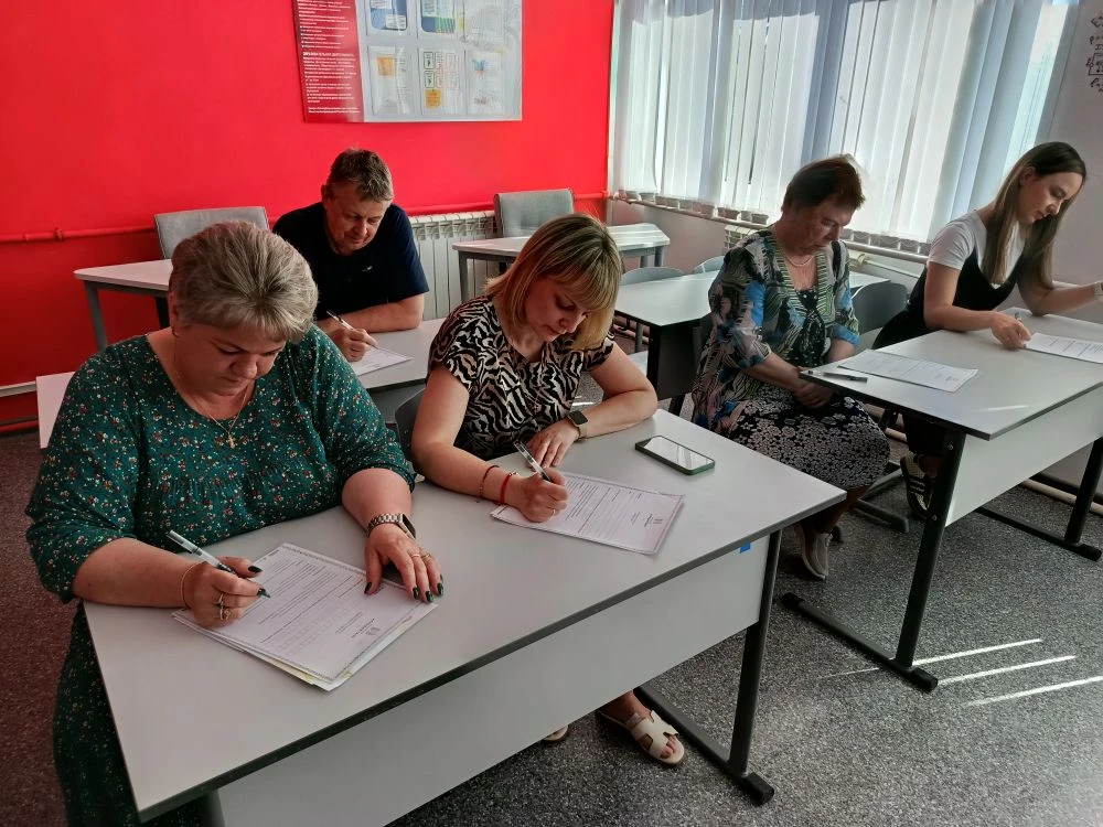 📝 Наша школа писала Агродиктант!