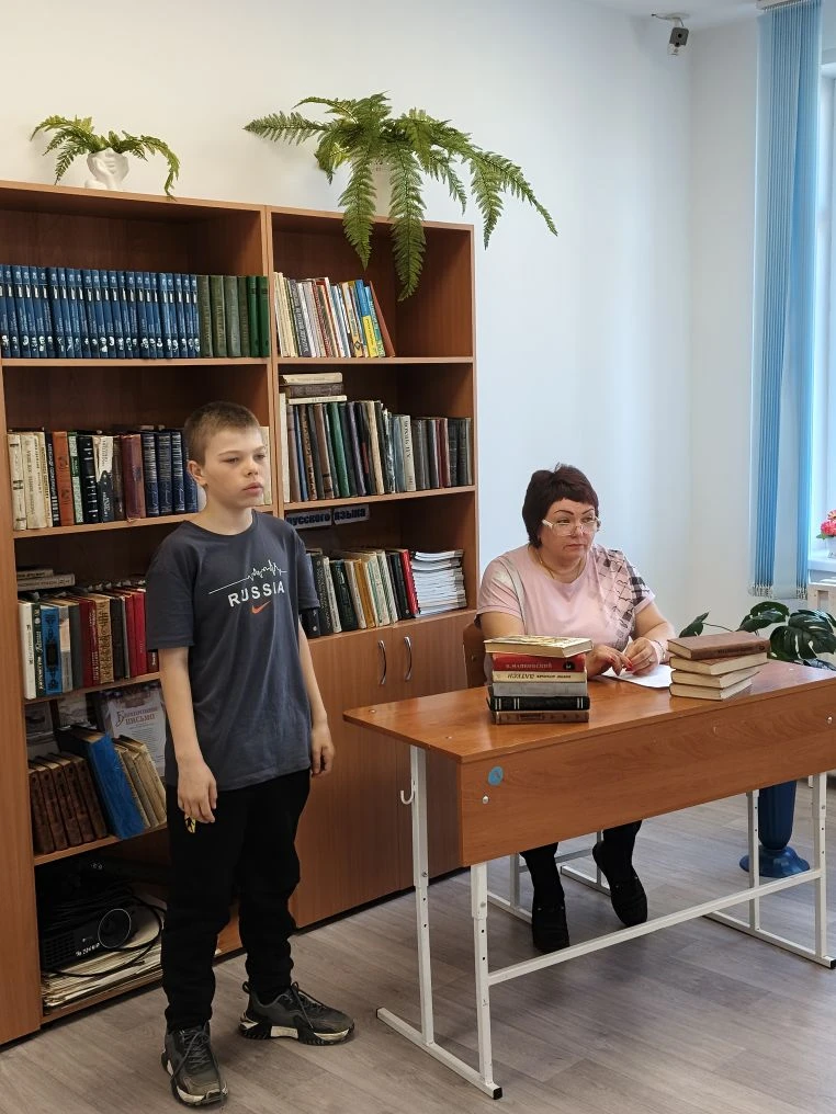 🔊Вчера в школе прошел традиционный конкурс чтецов «Живое слово», проводившейся работни...