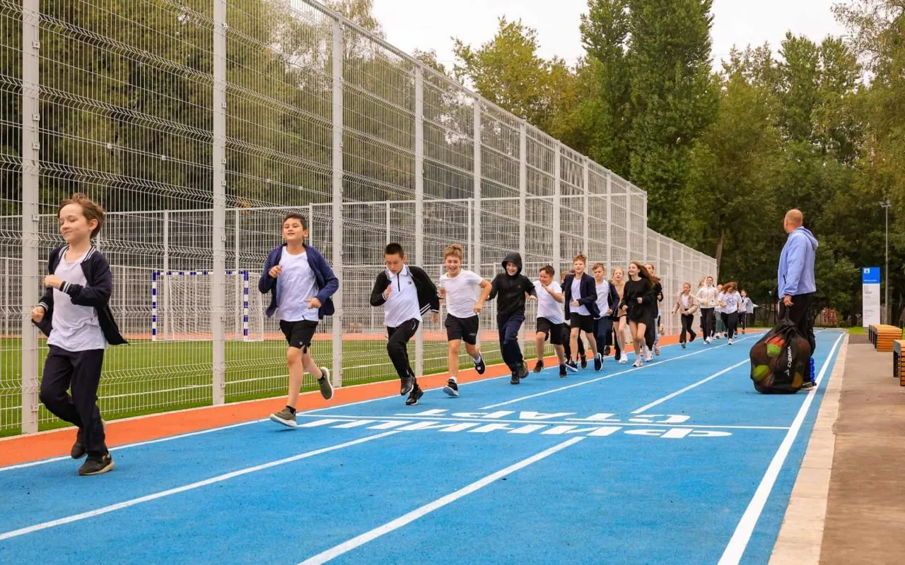 Новые школы Москвы   В 2024 г. мы начали реализацию программы «Моя школа» — крупнейшего в истории го