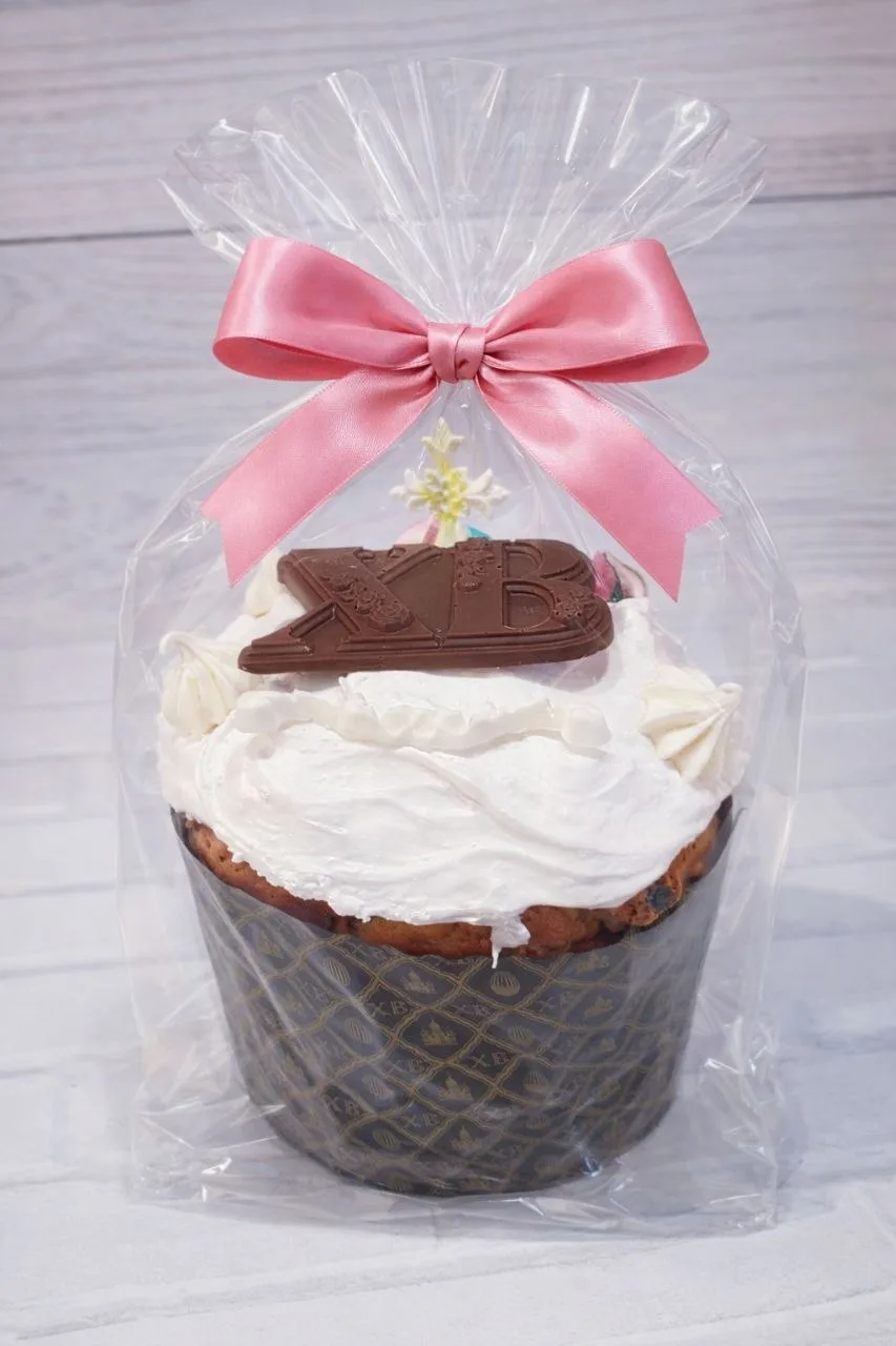 Вот такие ароматные и красивые куличи готовы к заказу на Пасху!❤️ Отлично подойдут как ...