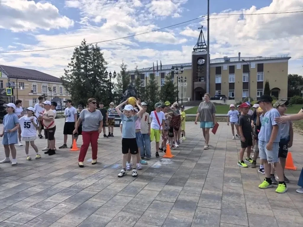 Сегодняшний день в нашем пришкольном лагере «Планета детства» прошел под знаком спорта ...