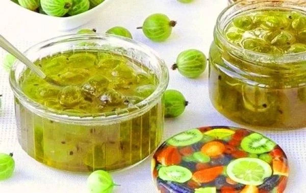 ДУШИСТОЕ ИЗ КРЫЖОВНИКА
