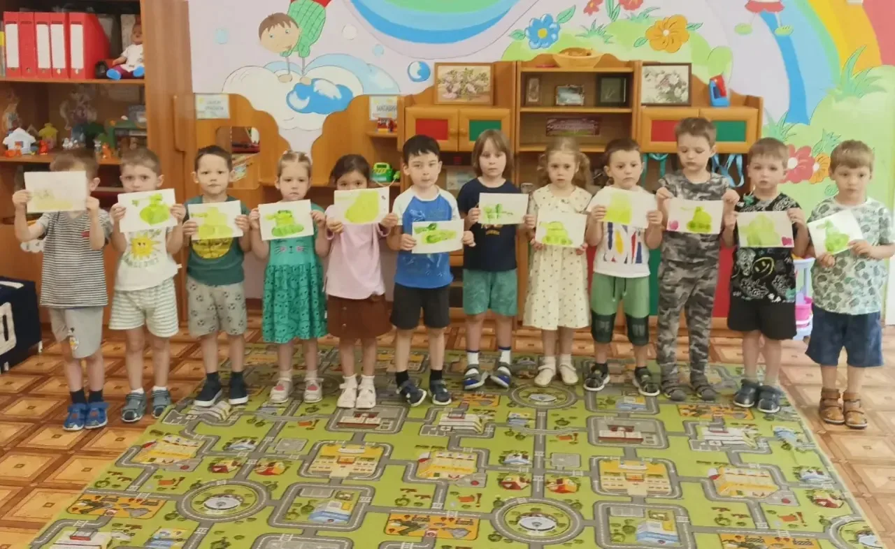 🎖️В средней группе 4 (корпус 3) прошла неделя, посвящённая Дню Победы. В эти дни постарались в досту