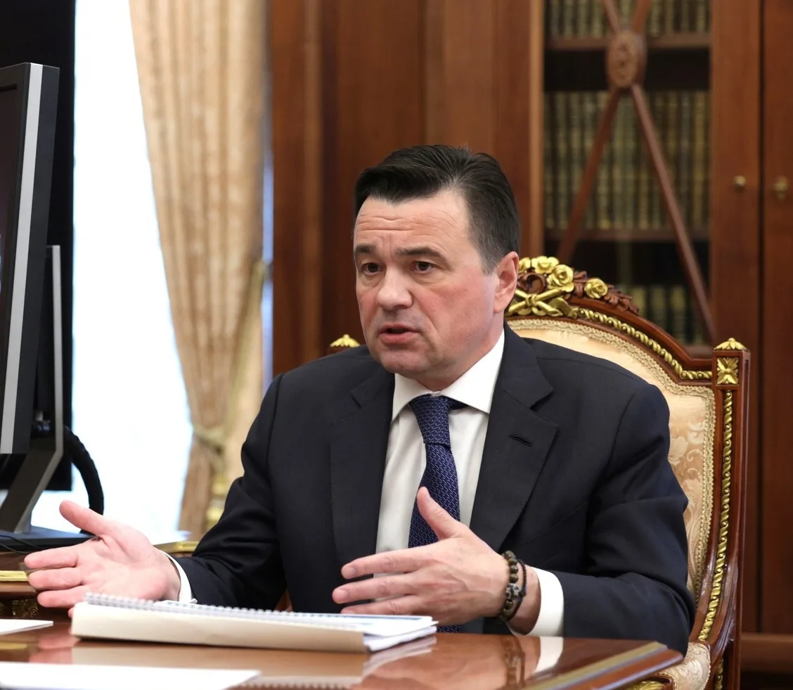 Предлагаю только город Люберцы присоединить к Москве в качестве Люберецкого района города Москва. Эт