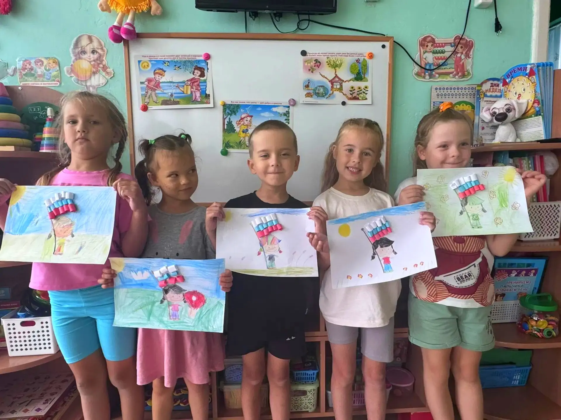 🤍💙❤️ Три главных цвета. Одна большая гордость.