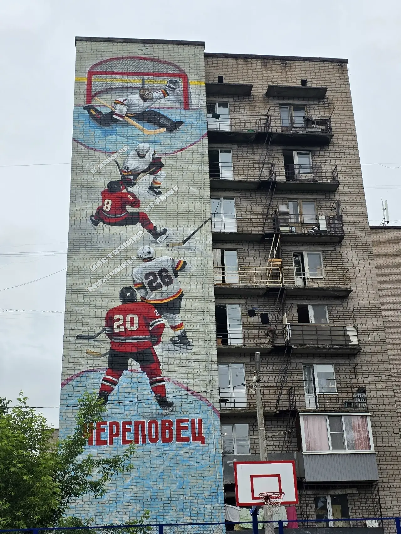 Первые муралы 2026 года
 
Очередной этап нанесения изображений на фасады начался в городе, сообщили 