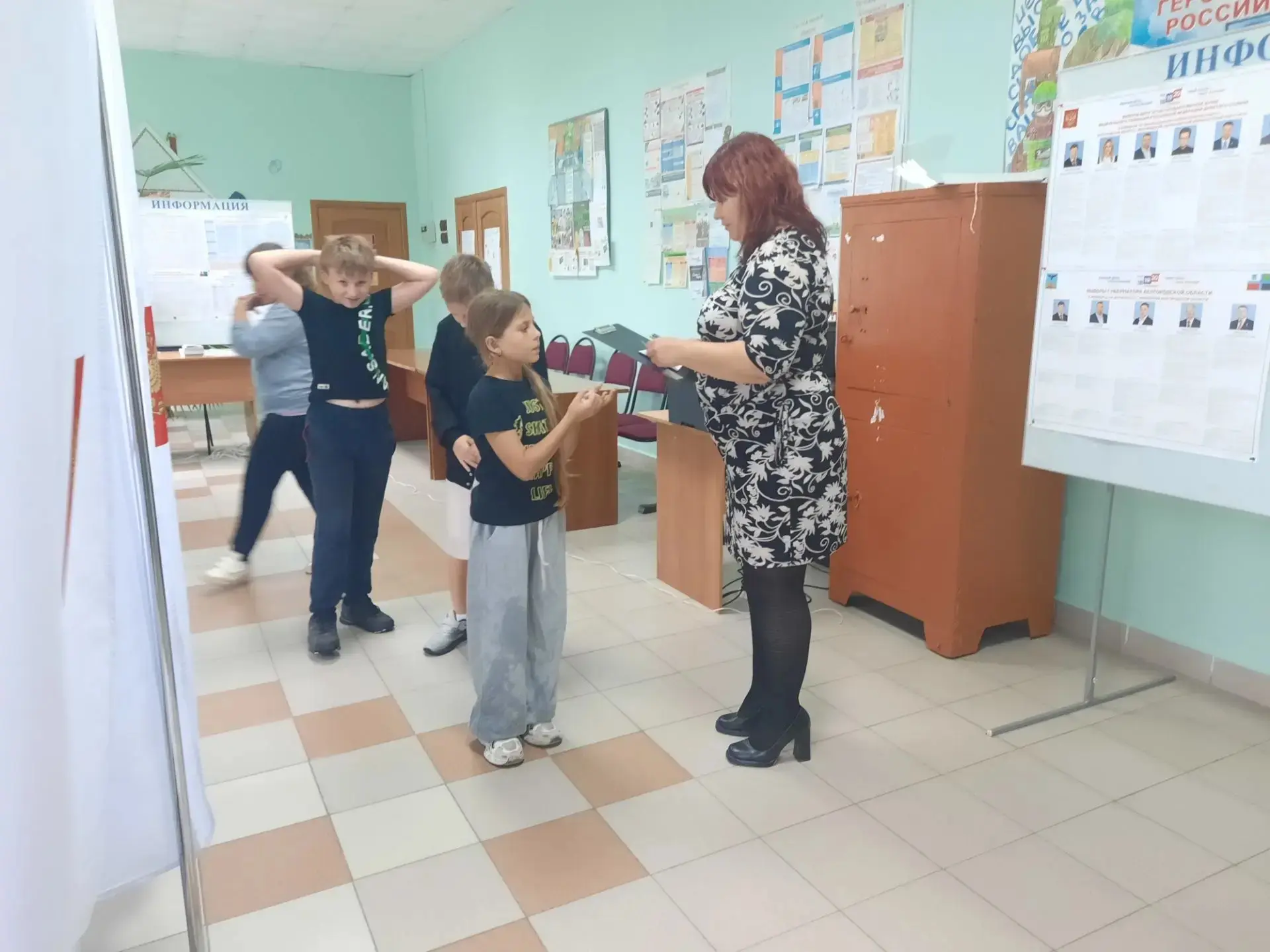 Йоу, школа! 👋 Тихий час закончился. Нашему Совету срочно нужен апгрейд, а значит — нов...