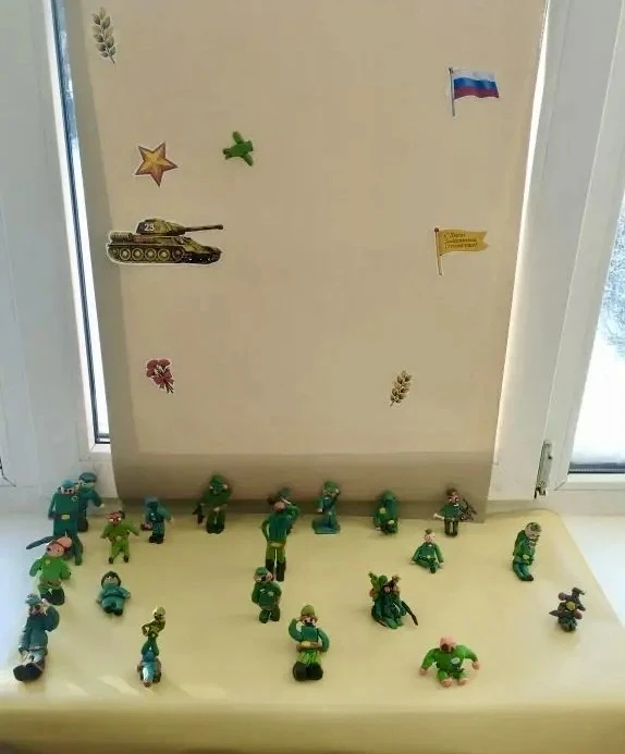 🇷🇺 День Защитника Отечества в начальной школе

Всю неделю в классах царила особая атмосфера - твор