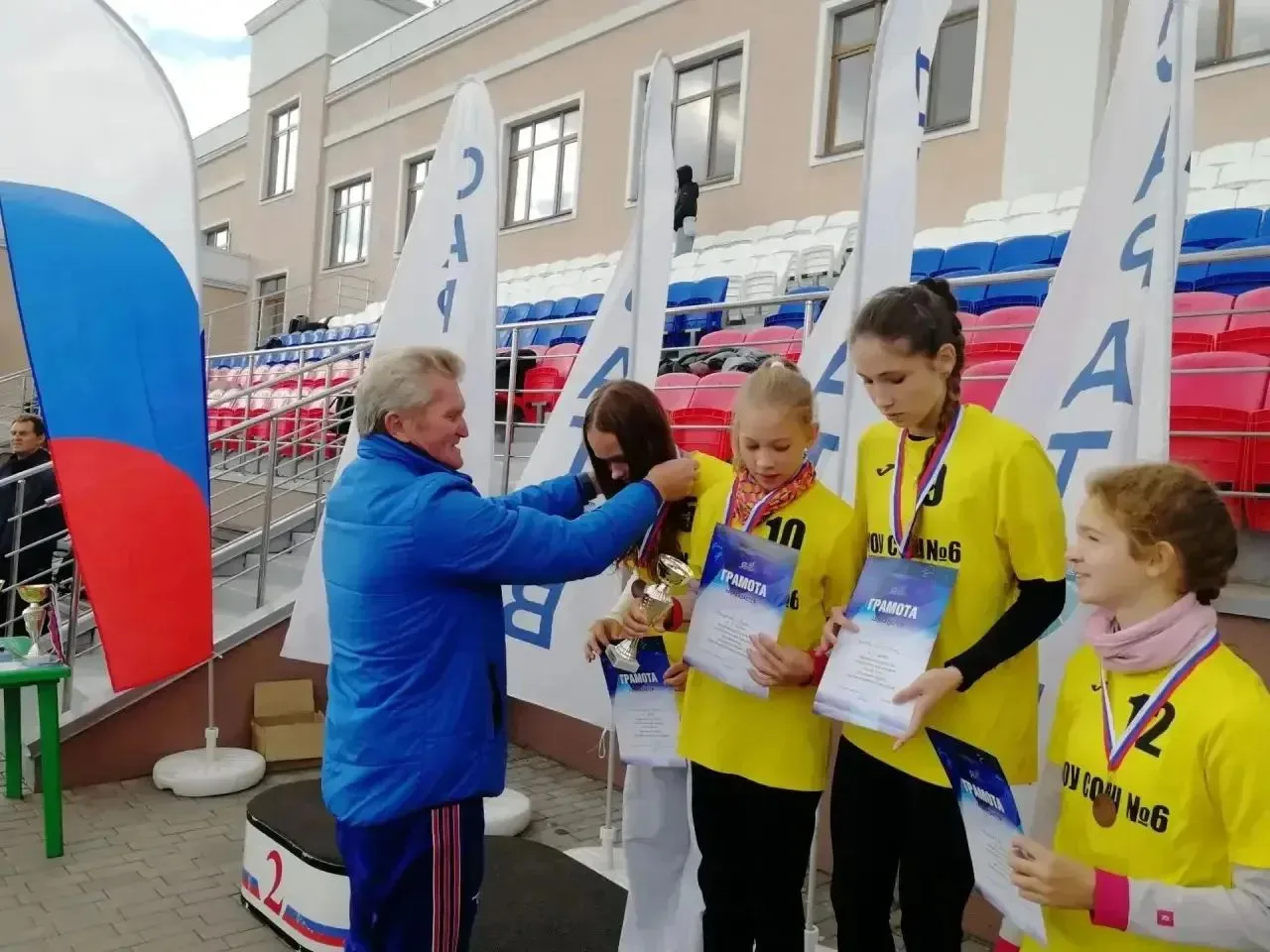 🏃‍♂️Легкоатлеты соревновались  на «Спартаке» в рамках «Золотой осени»