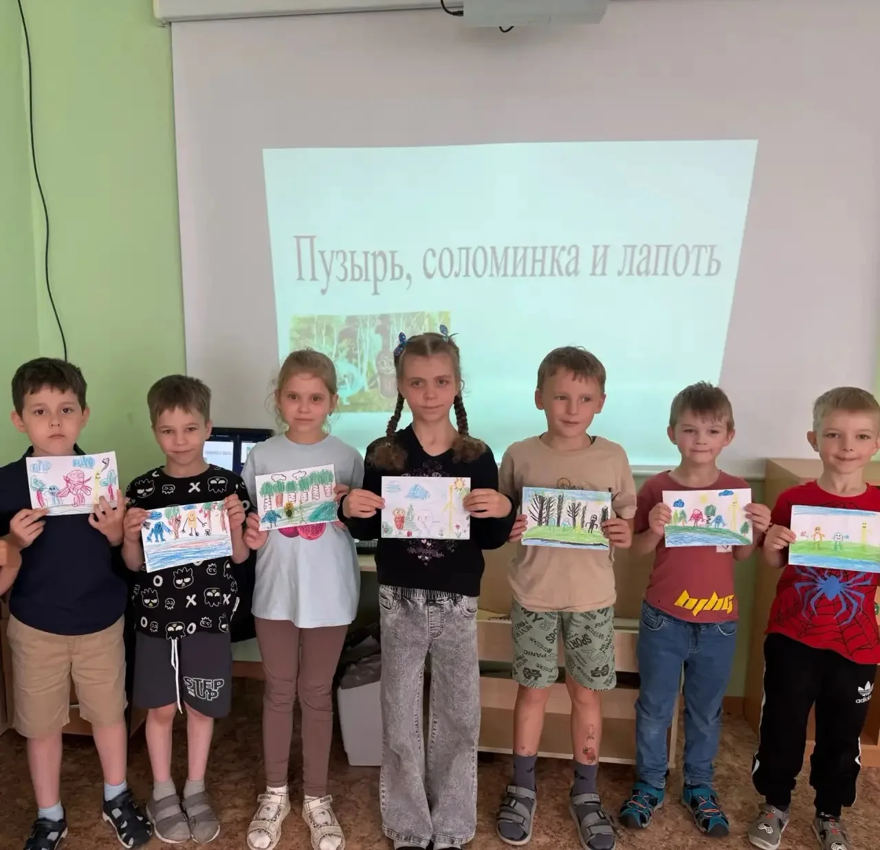 🫧 В детском саду прошёл День мыльных пузырей!

В нашем детском саду прошёл весёлый и радужный празд