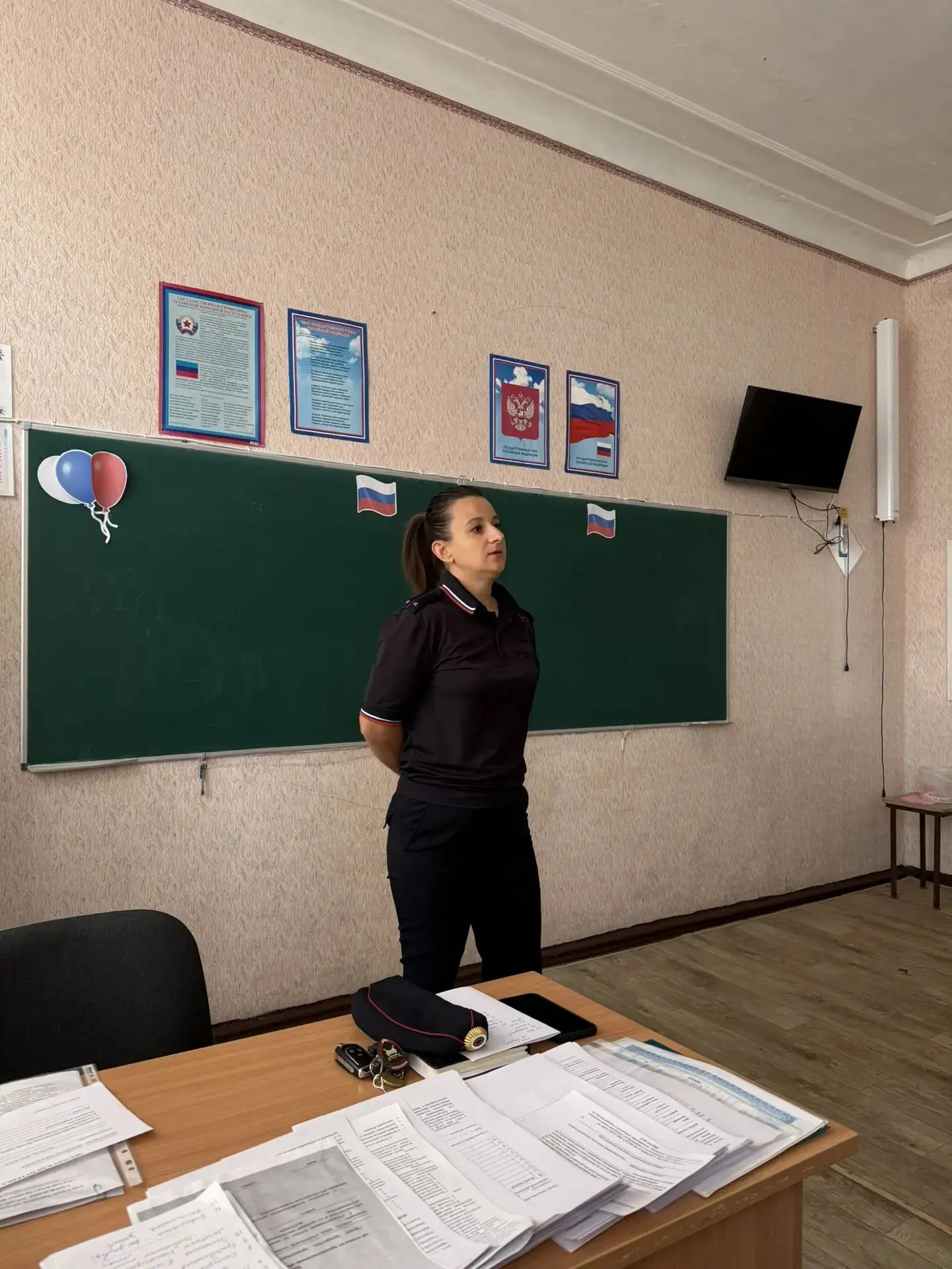 Сегодня, 28 августа в ГБОУ ЛНР «ЛСШ №33 имени И. С. Малько» состоялась встреча представ...
