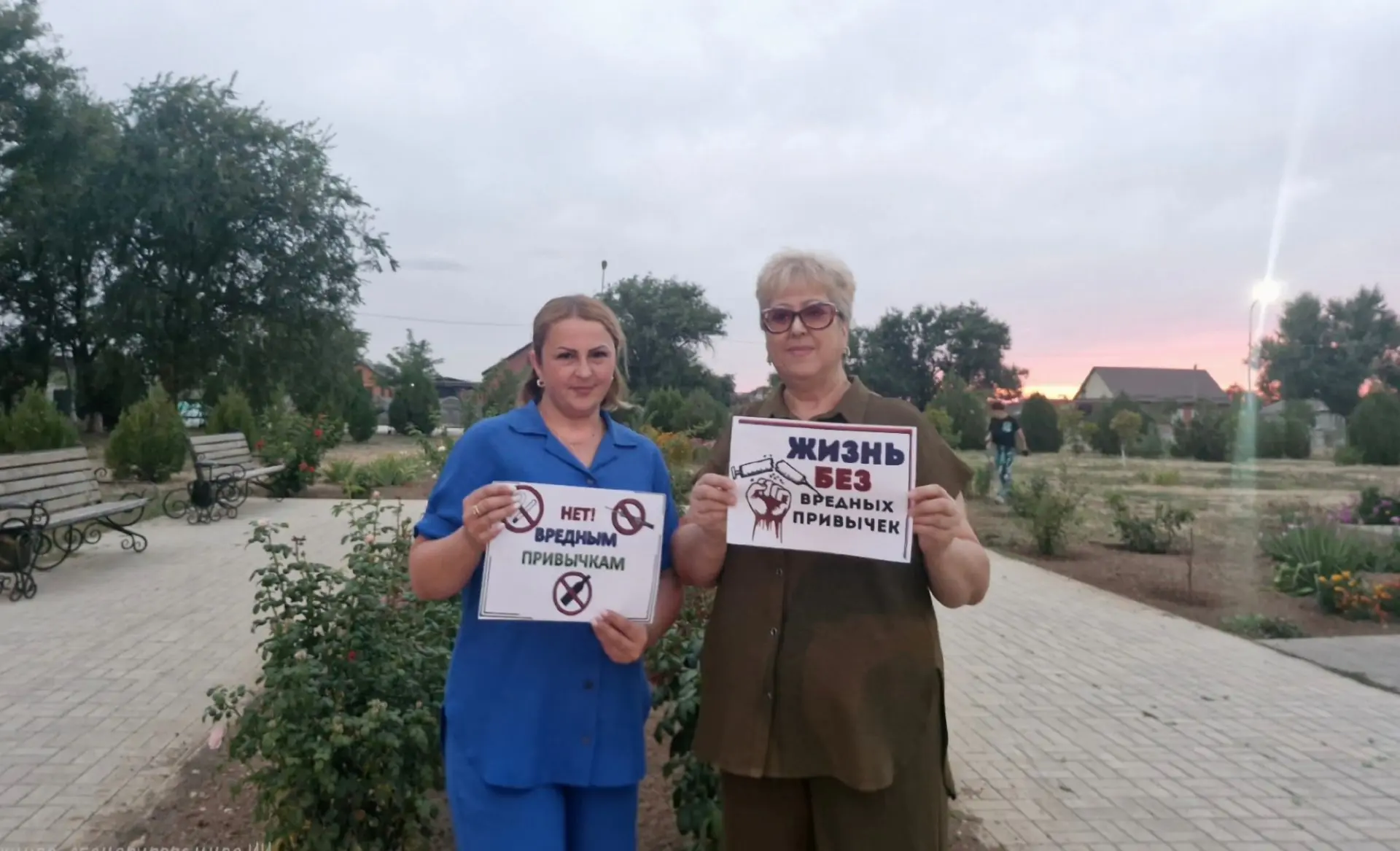Специалисты Кендже-Кулакского Дома культуры провели акцию «Скажи "нет" вредным привычка...