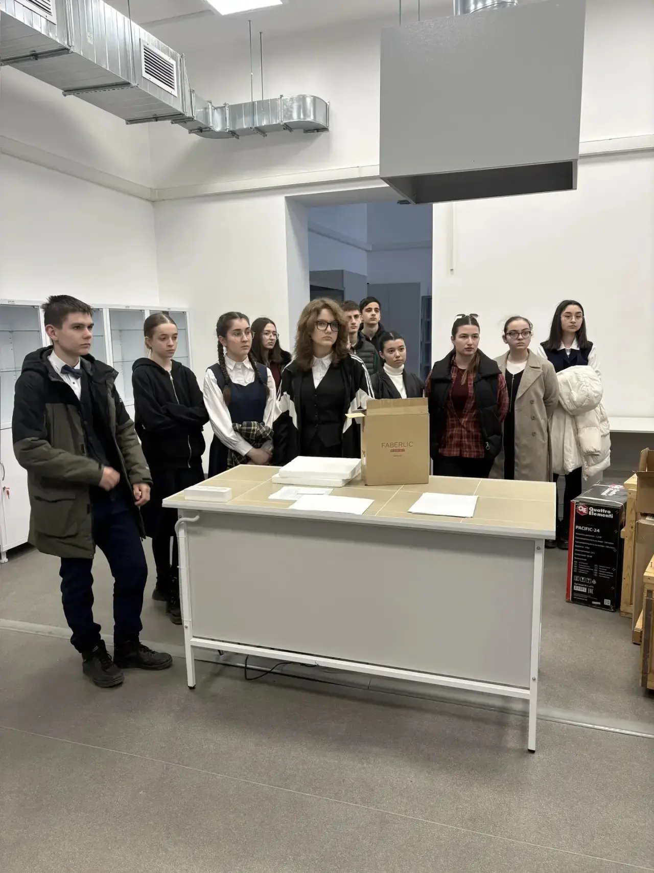Сегодня учащиеся 11 "А" и 8 "Б" класса отправились в увлекательное путешествие на медицинский факуль