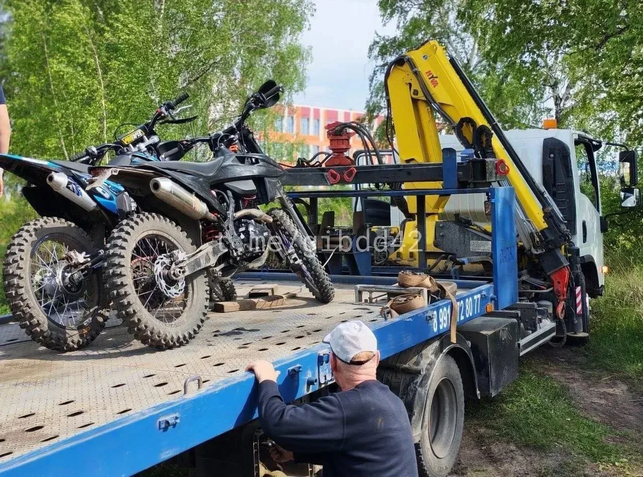 В Юрге поймали двух несовершеннолетних на питбайках — один попался уже не впервые
