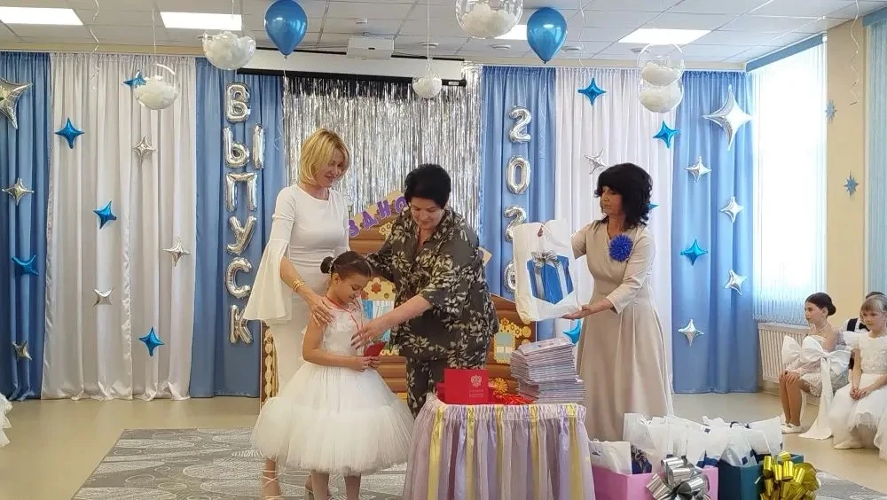 ✨ Торжественный выпускной в нашем детском саду ! ✨

Сегодня 04.06.2026 мы проводили наших воспитанни