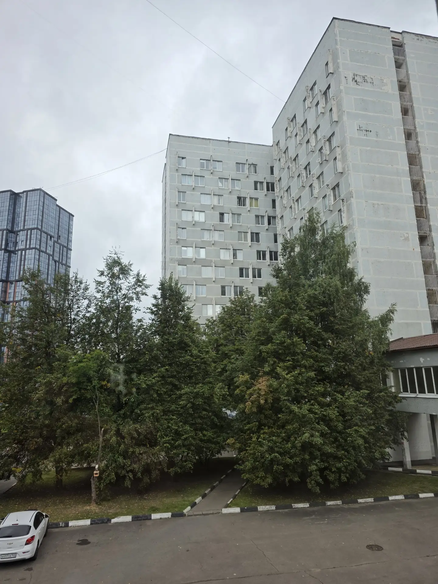 Вольфович внимательно, денно и ношно, наблюдает за студентами МГРИ