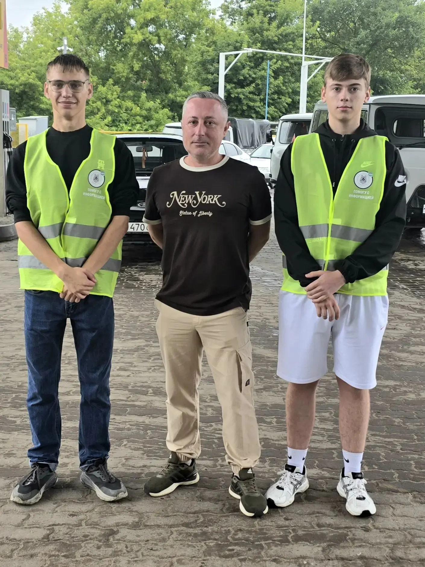 Сегодня на АЗС в г. Тамбове по улице Московской, д.10г в качестве волонтеров участвовали студенты Та
