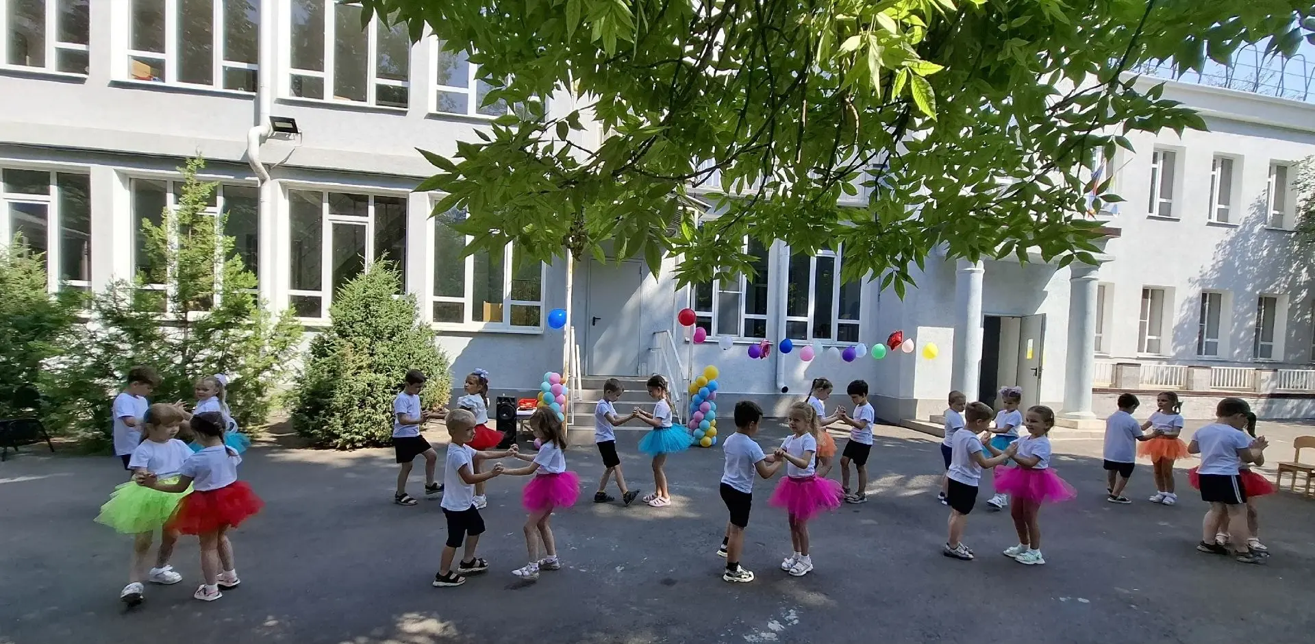 В нашем детском саду сегодня царила особенная атмосфера тепла и радости. Мы провели замечательный пр