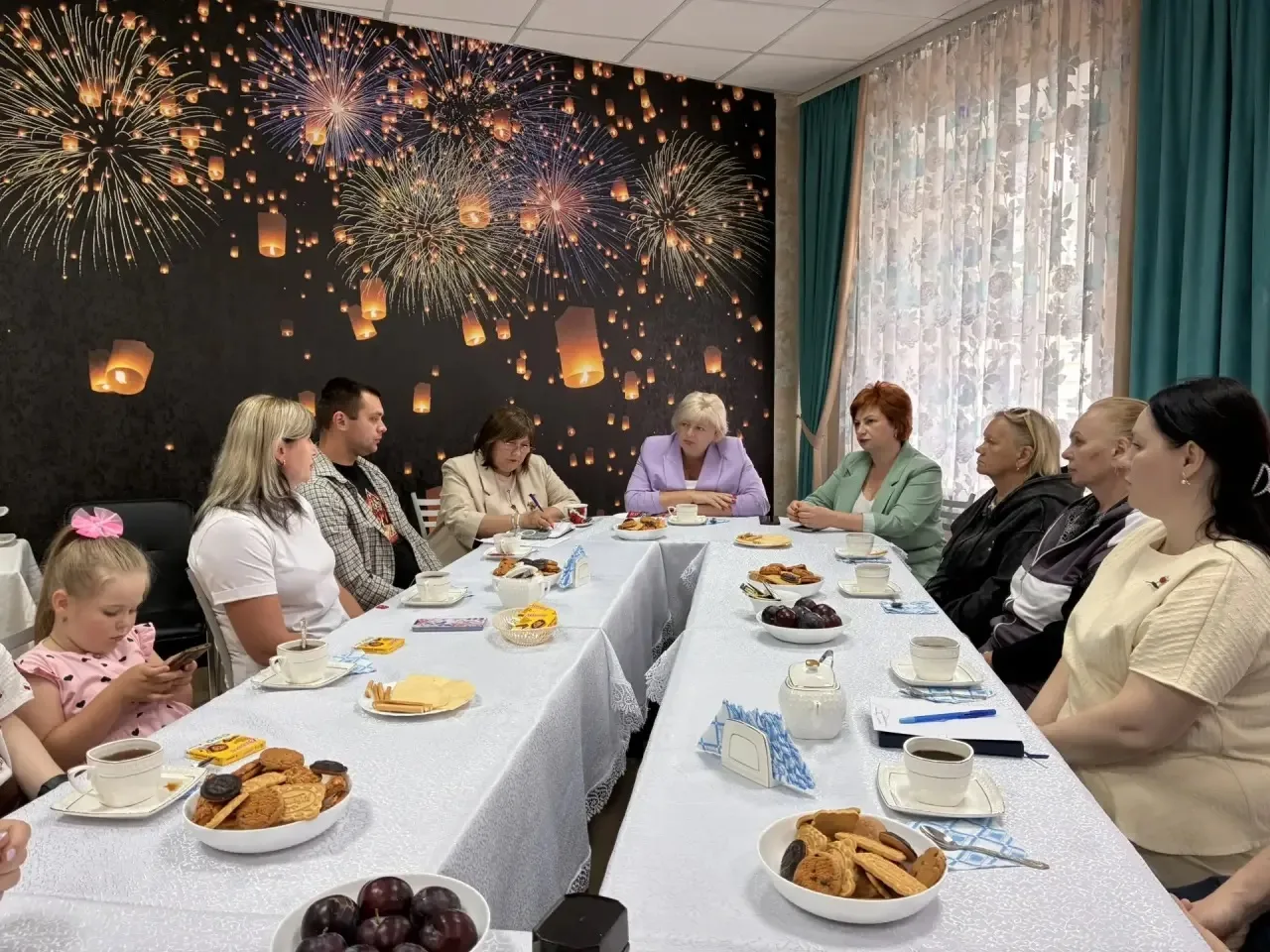 🤝🇷🇺Министр социальной защиты региона Марина Макова встретилась с участниками СВО и их семьями

В 