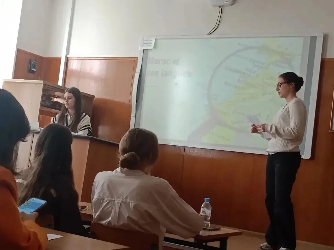 Французский объединяет: на факультете романо-германских языков подведены итоги Всеросси...