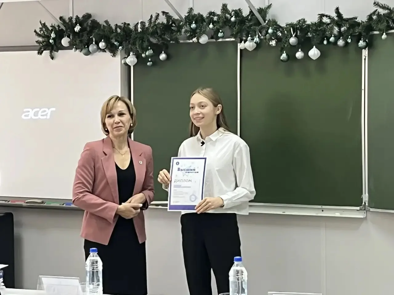 💥20 декабря на базе Гимназии №1 прошел региональный конкурс исследовательских и проектных работ школ